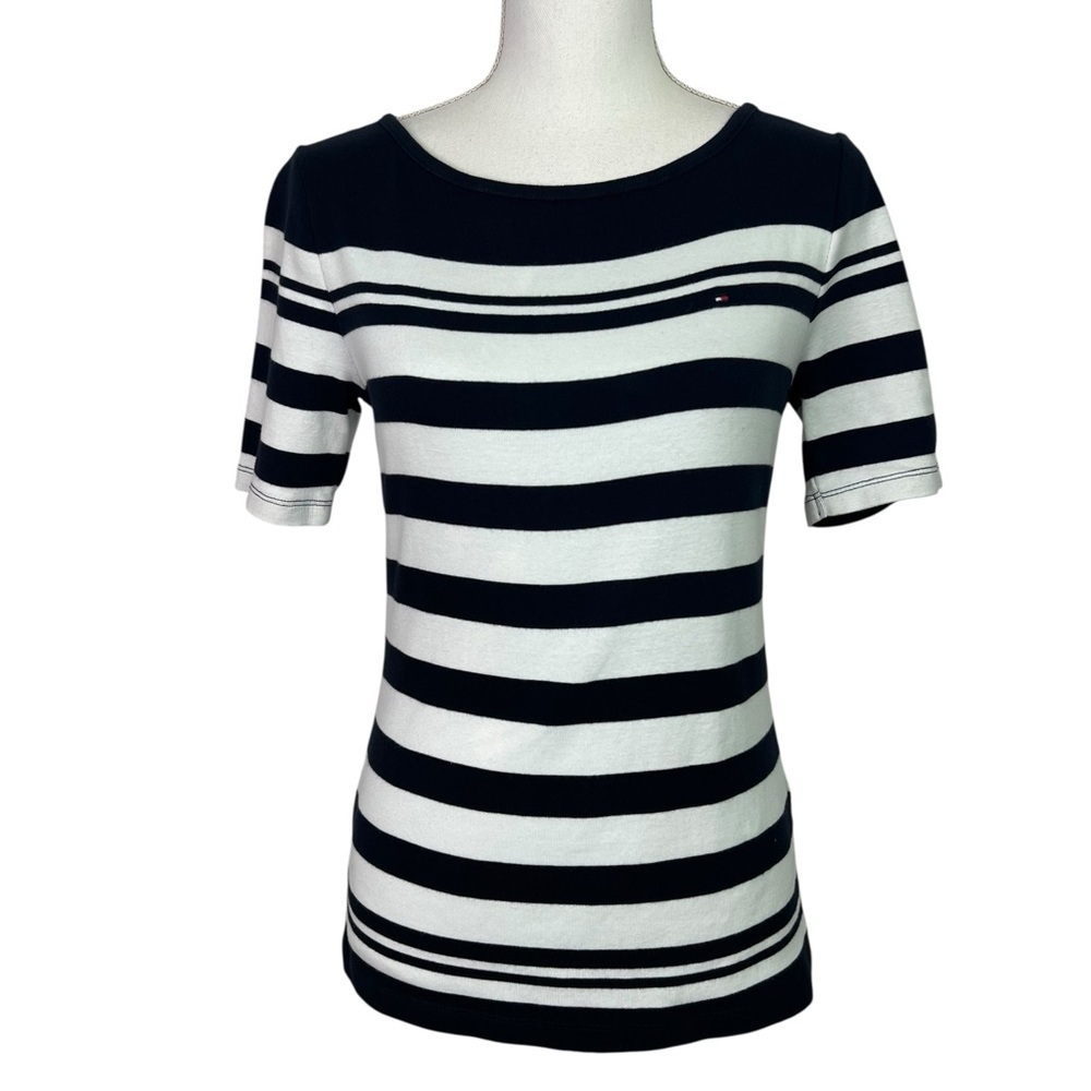 Tommy Hilfiger Women’s Pullover Knit Top Sz S/P Blue & White Short Sleeves